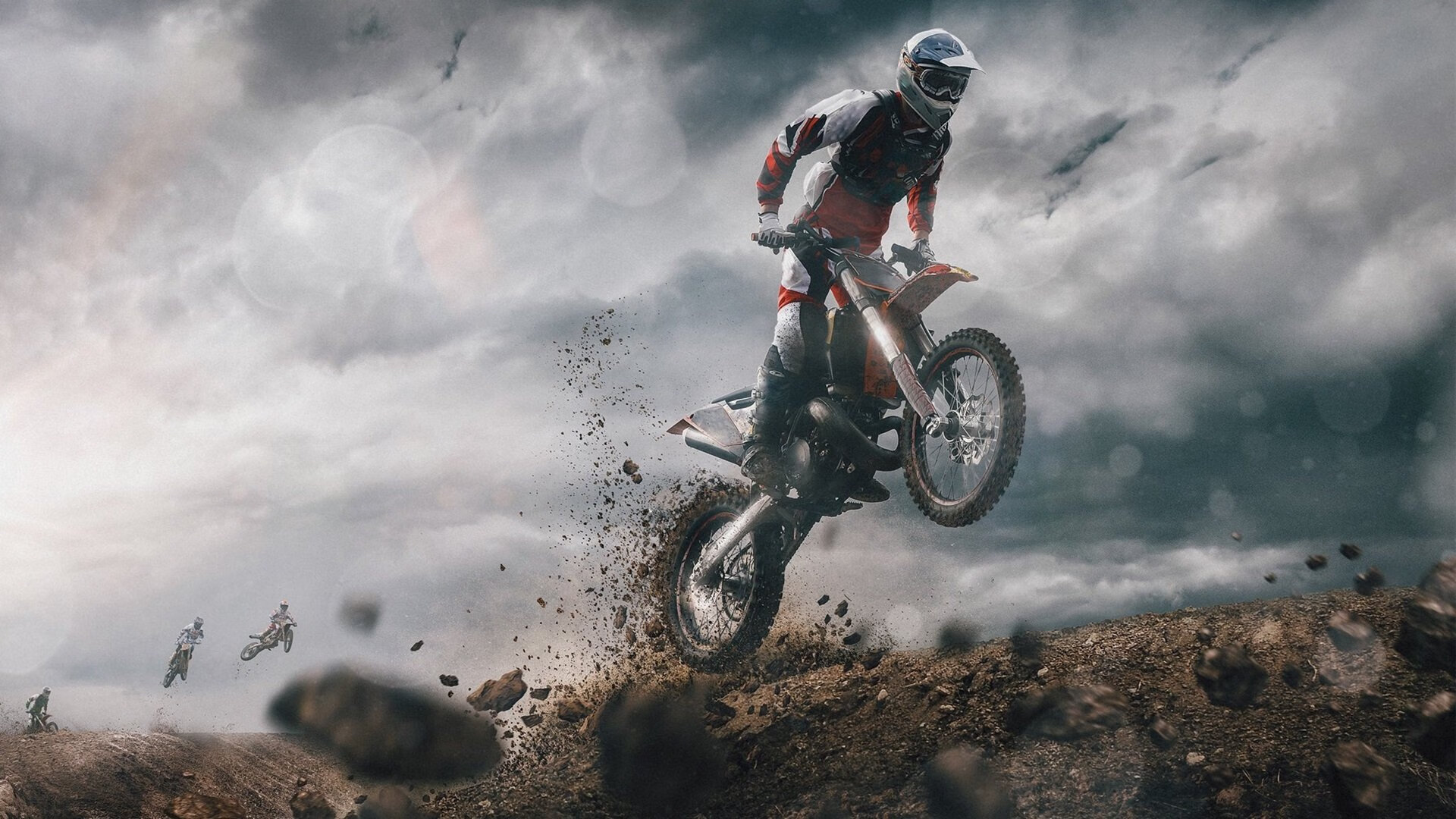 世界杯：多位女性解说加入评论席 为战术分析提供更细腻视角